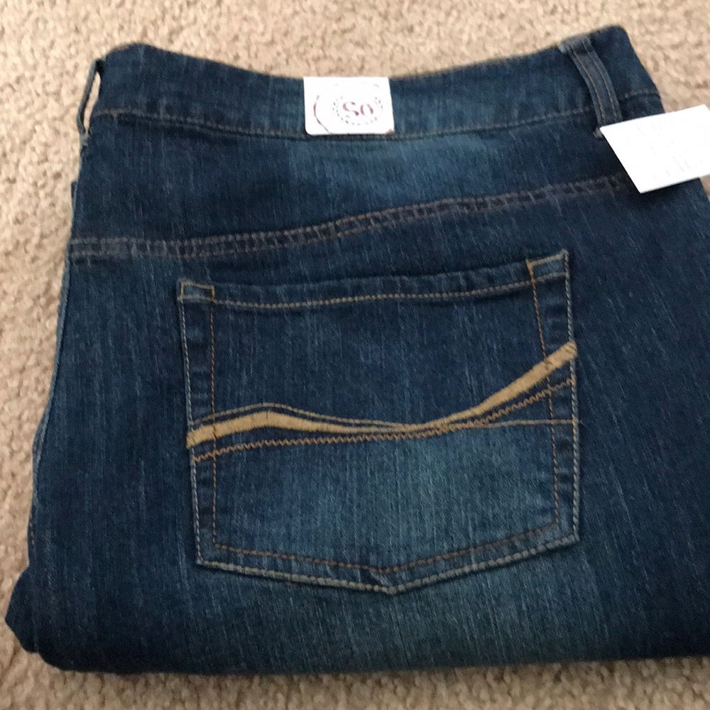Boot cut jeans